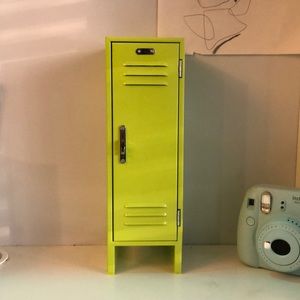 green American girl doll locker